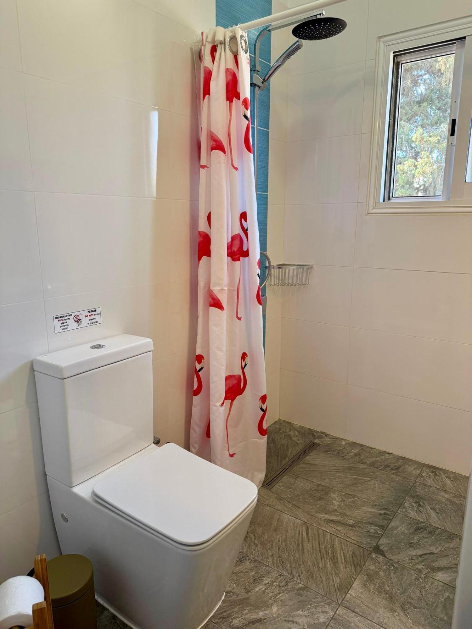 Golden Palms Paradise Garden Пафос Екстер'єр фото